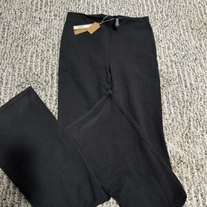 Skims wide leg pant